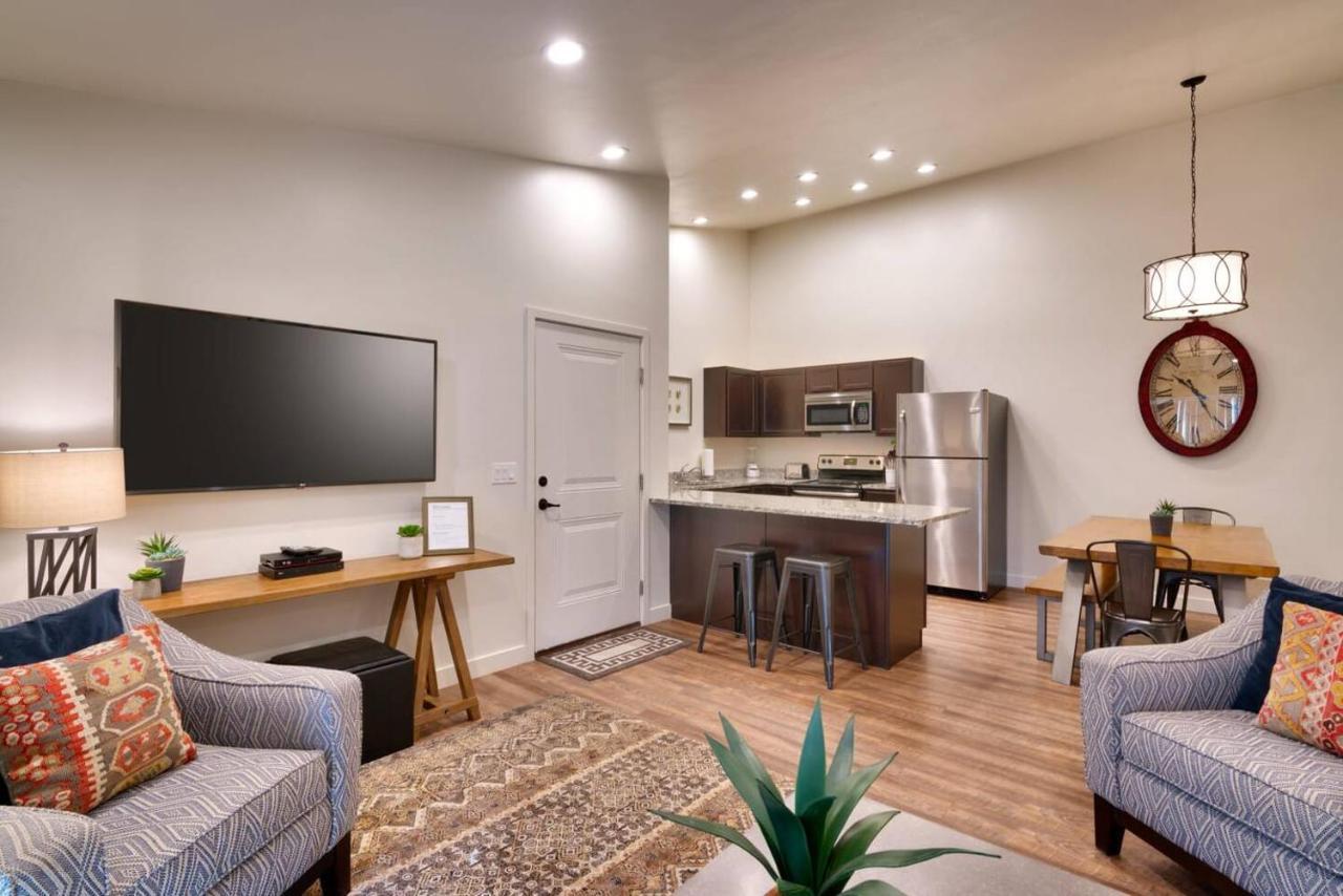 2I Top Floor Moab Redcliff Condo, Pool & Hot Tub 外观 照片
